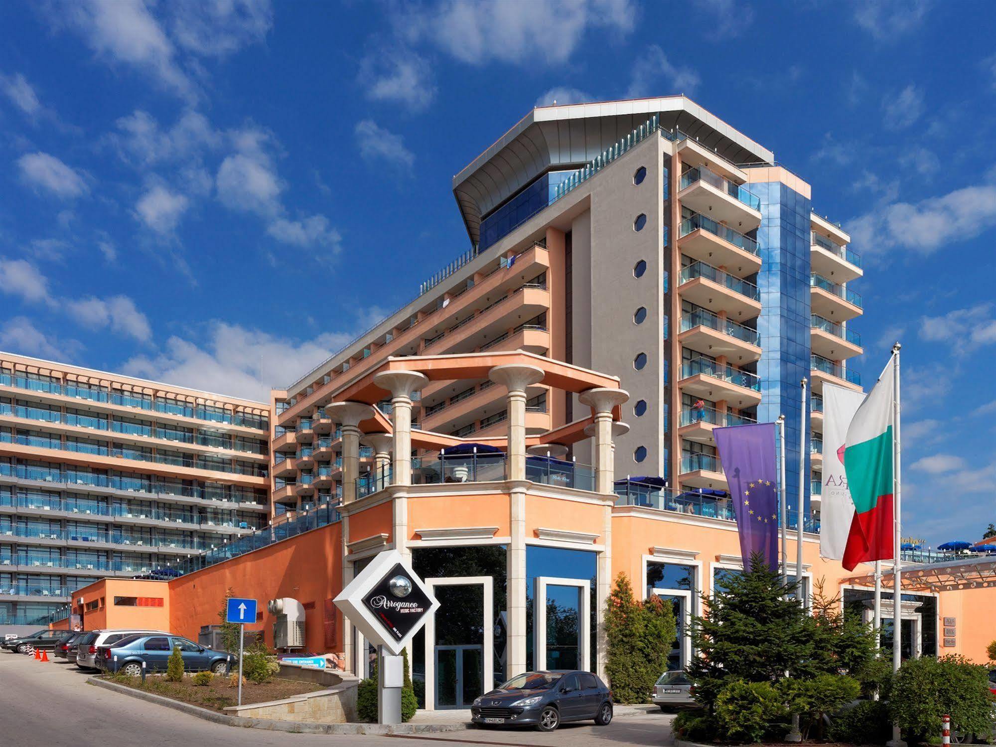 Astera Hotel & Spa With Free Private Beach ゴールデンサンド エクステリア 写真